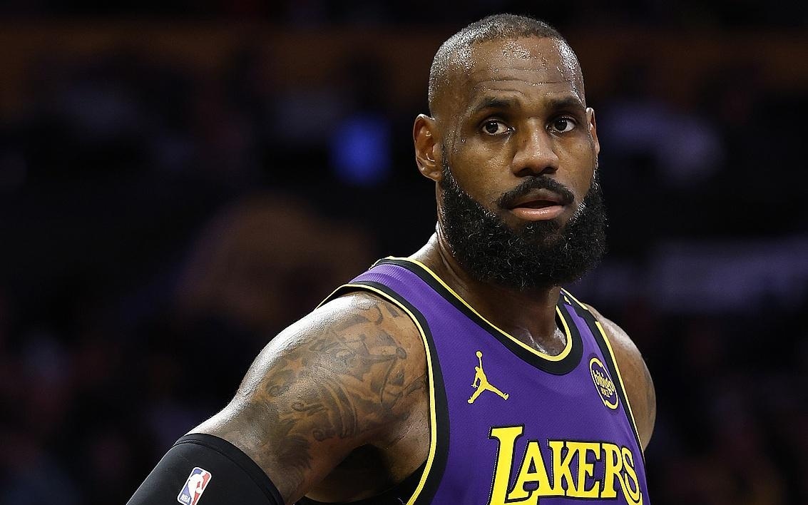 隨著他的回 隨著他的回